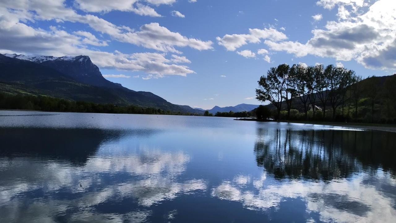 Appartement Agreable A Deux Pas Du Plan D'Eau Embrun Bagian luar foto