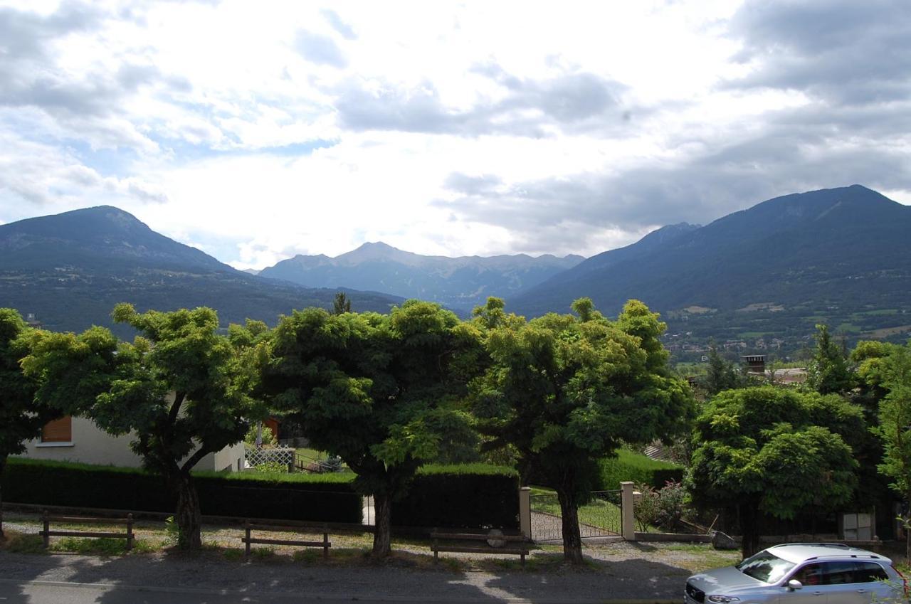 Appartement Agreable A Deux Pas Du Plan D'Eau Embrun Bagian luar foto
