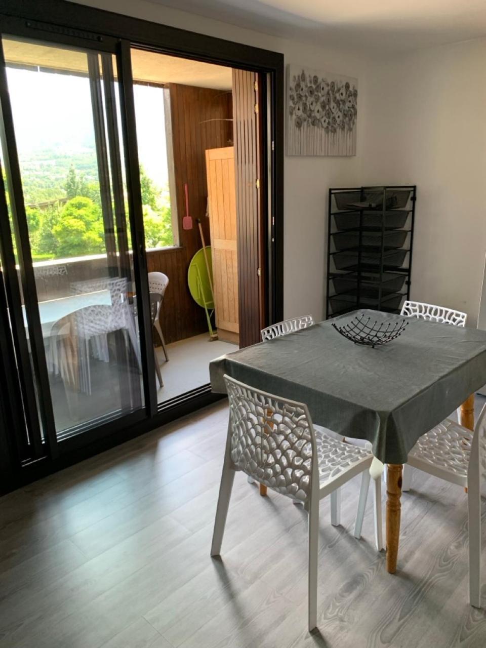 Appartement Agreable A Deux Pas Du Plan D'Eau Embrun Bagian luar foto